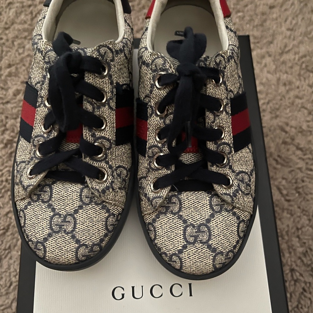 Gucci Sneakers